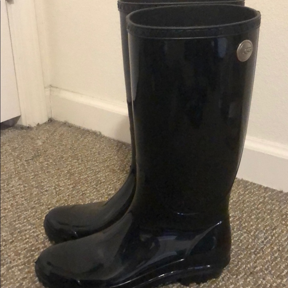 Rain boots